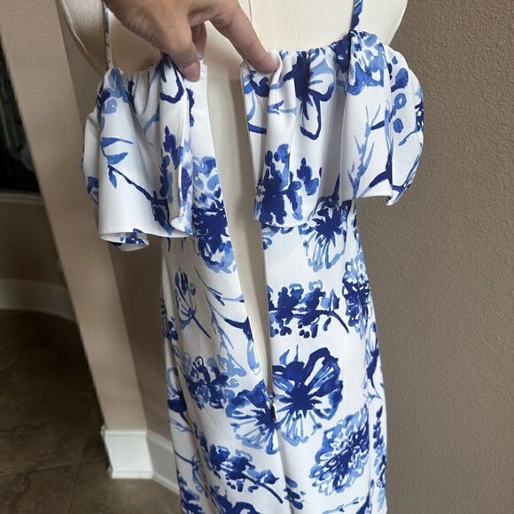 Lauren by Ralph Lauren Size 2 White Dress w/Blue Flowers, off Shoulder Sleeves - Picture 7 of 9